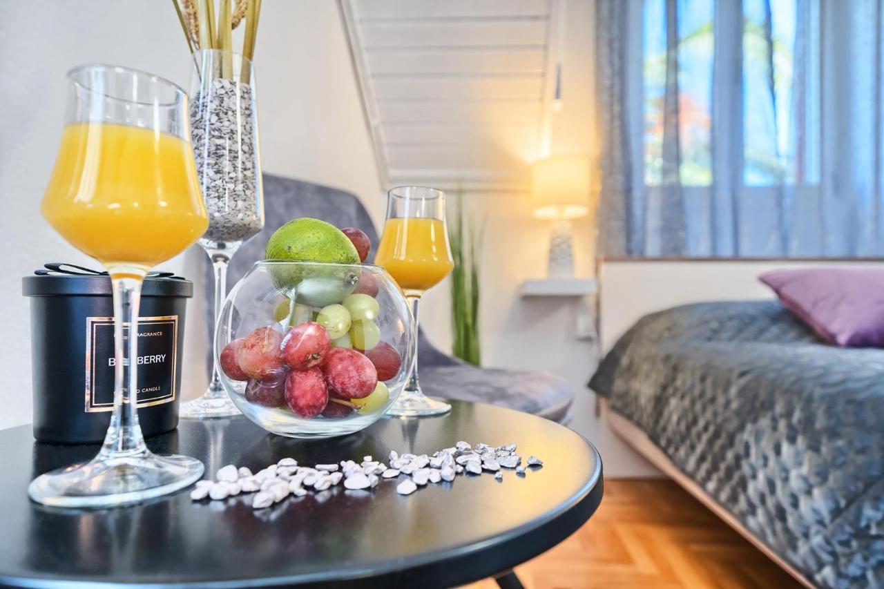 Couple's Getaway In The Center Of Hvar W/sea View 3*
