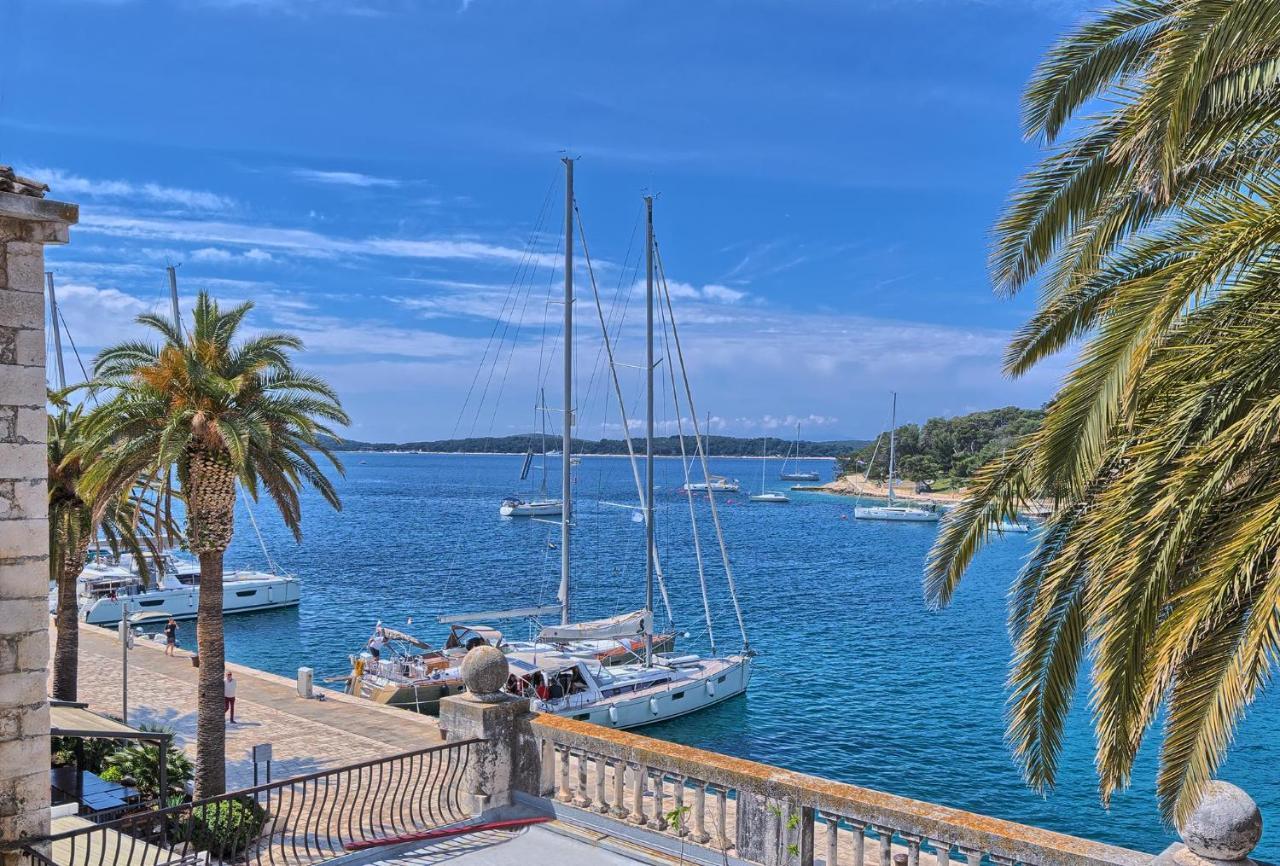 Couple's Getaway In The Center Of Hvar W/sea View 3* Hvar Town